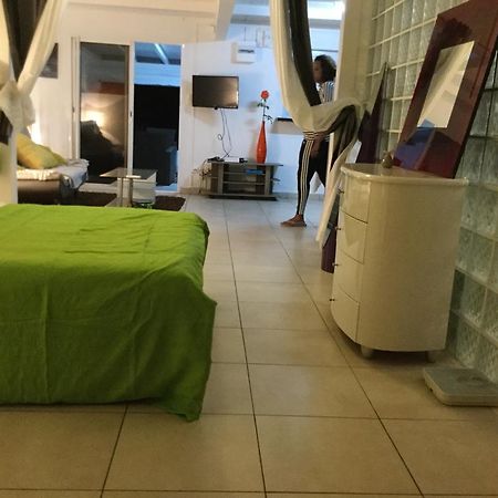 Le Gite Les Haut De La Marina 巴斯特尔 外观 照片